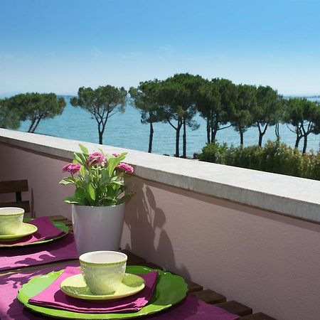 Garda Blue Lake Home Luxury Appartment Desenzano del Garda Luaran gambar