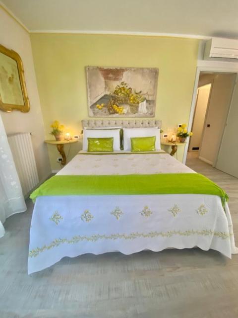 Garda Blue Lake Home Luxury Appartment Desenzano del Garda Luaran gambar