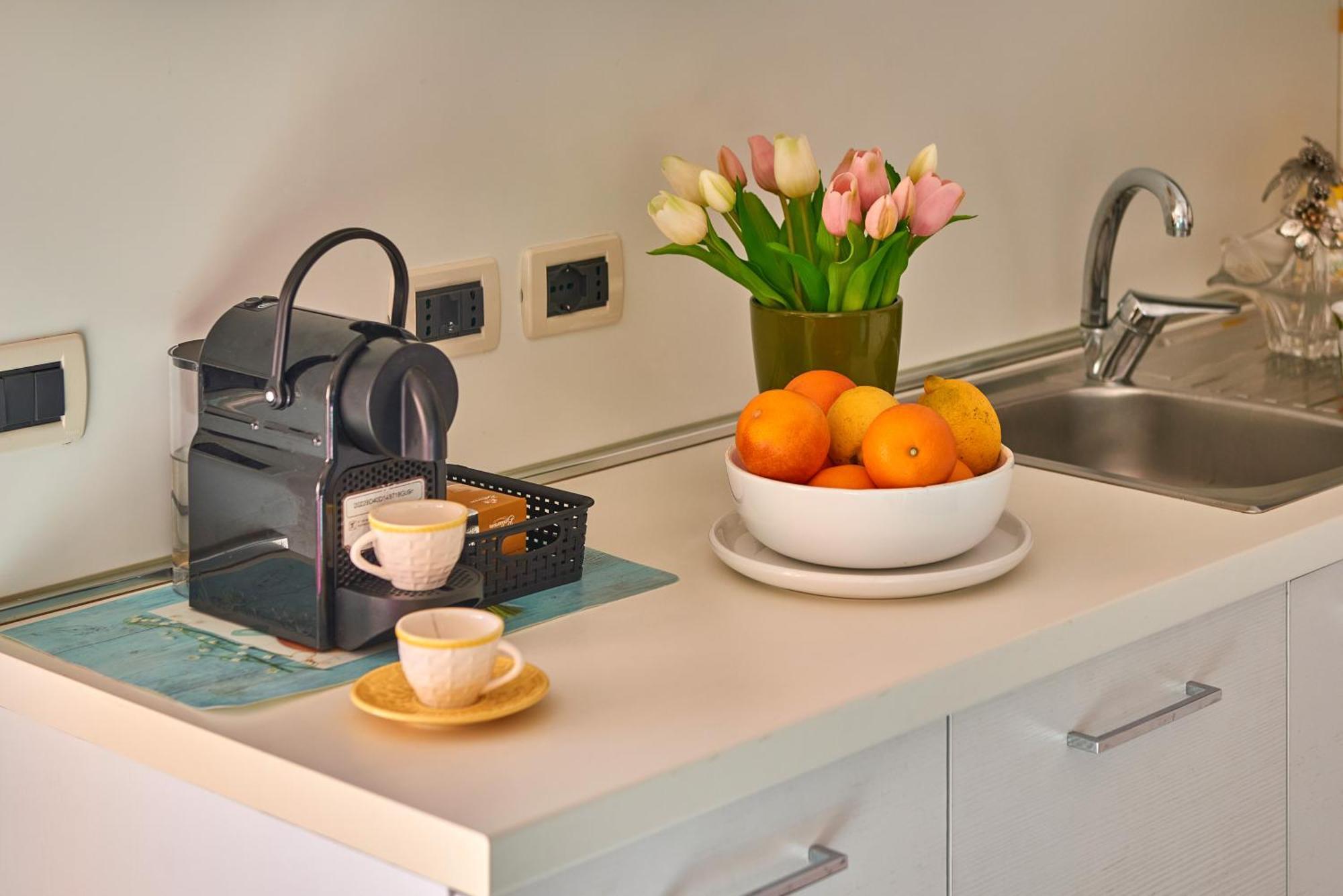 Garda Blue Lake Home Luxury Appartment Desenzano del Garda Luaran gambar