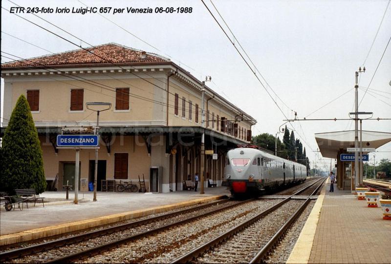 Garda Blue Lake Home Luxury Appartment Desenzano del Garda Luaran gambar